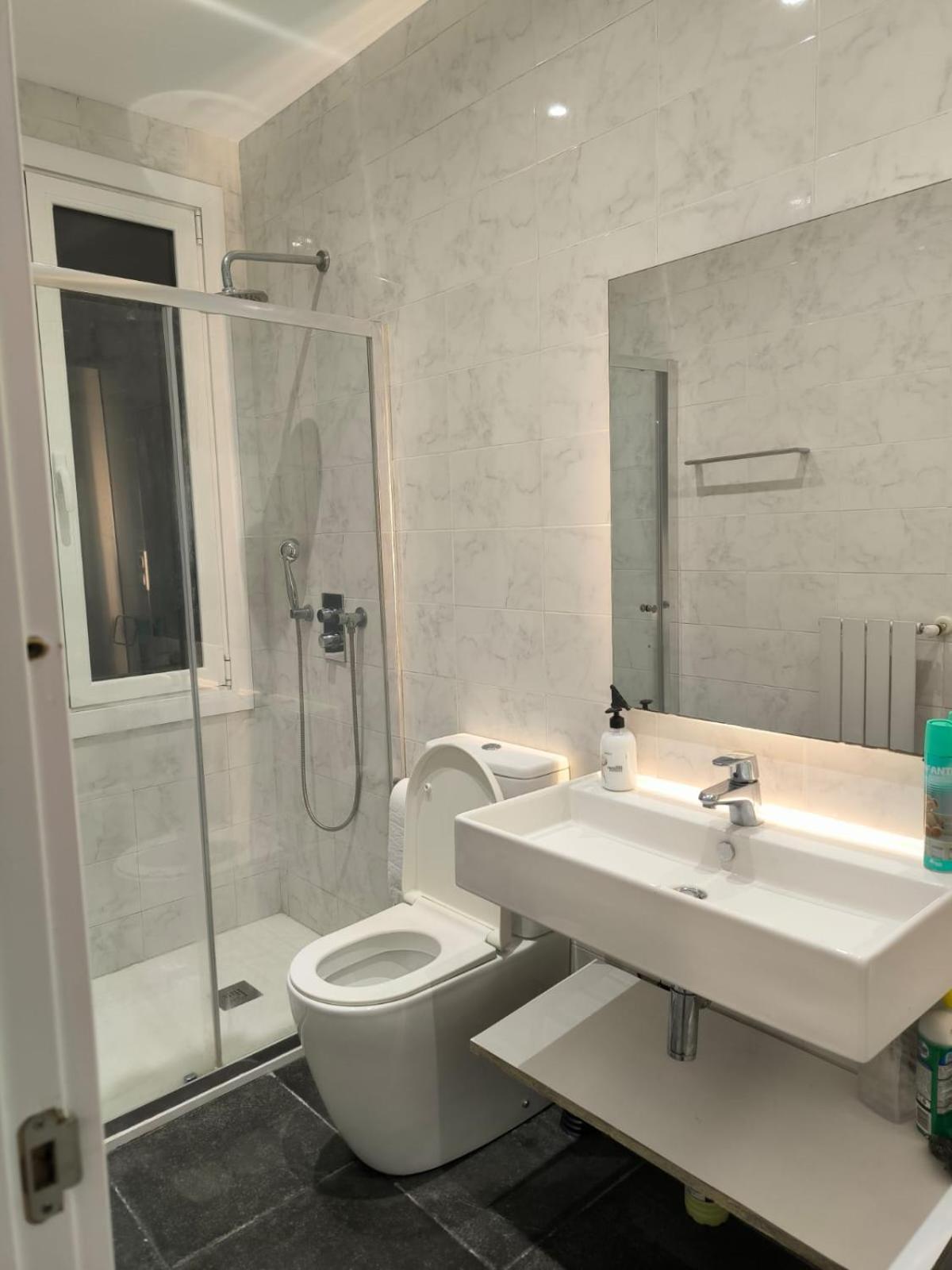 18 Habitacion En Vivienda Centrica בילבאו מראה חיצוני תמונה